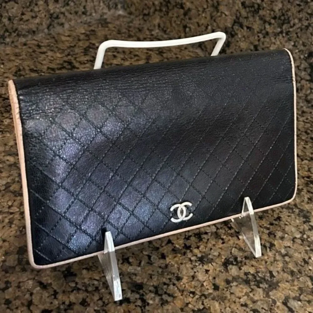 Chanel Vintage Black and Tan Leather Wallet
